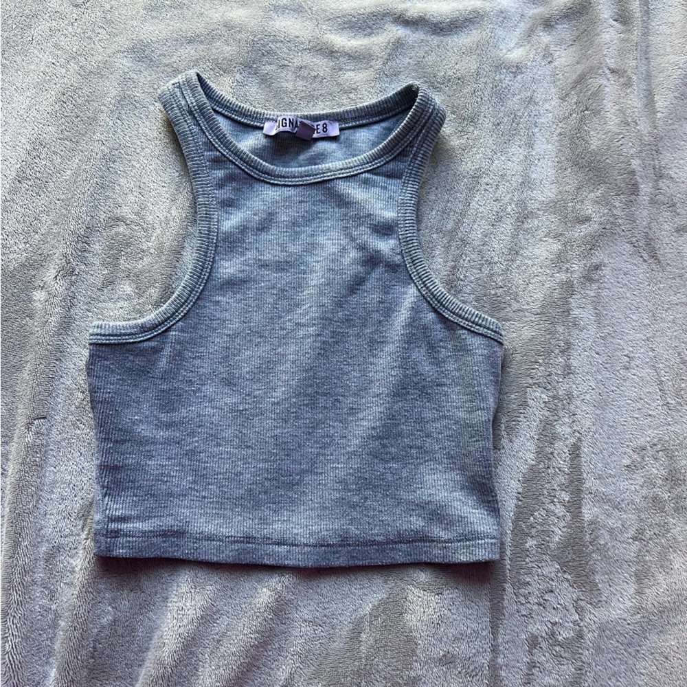 Grey tank top
